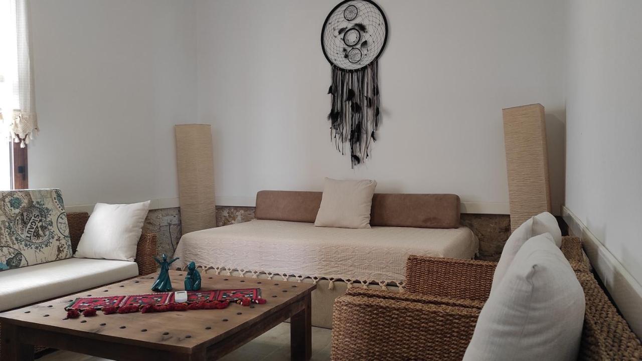 פמגוסטה Mystic Guest House Famagusta מראה חיצוני תמונה